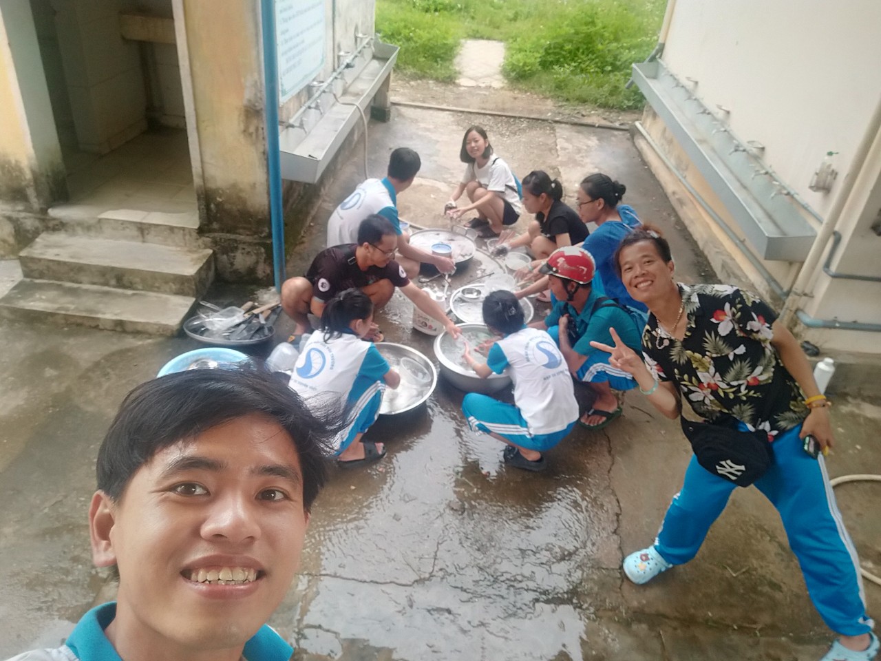 Rửa bát